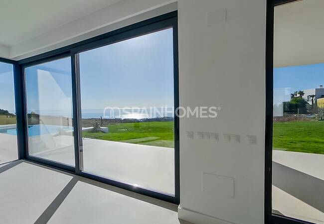Fantastically Located Villa Close to Amenities in Mijas 31