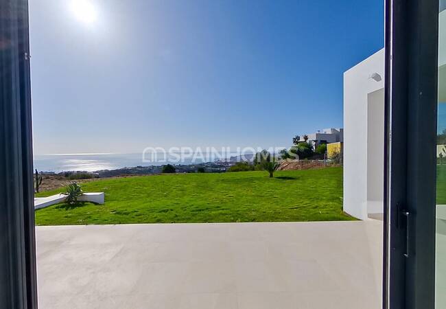 Fantastically Located Villa Close to Amenities in Mijas 6