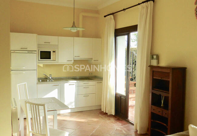 Estupenda Mansión Con Hermosa Piscina En Benahavis 29