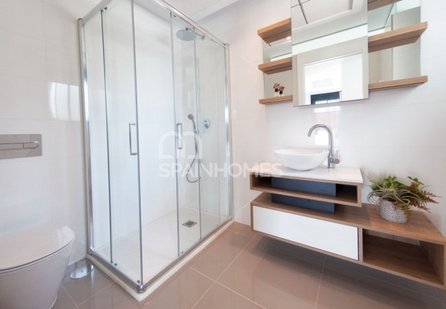 Cdad Quesada İspanya’da Havuzlu Modern Villa 12