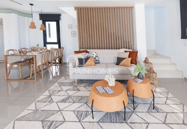 Cdad Quesada İspanya’da Havuzlu Modern Villa 14