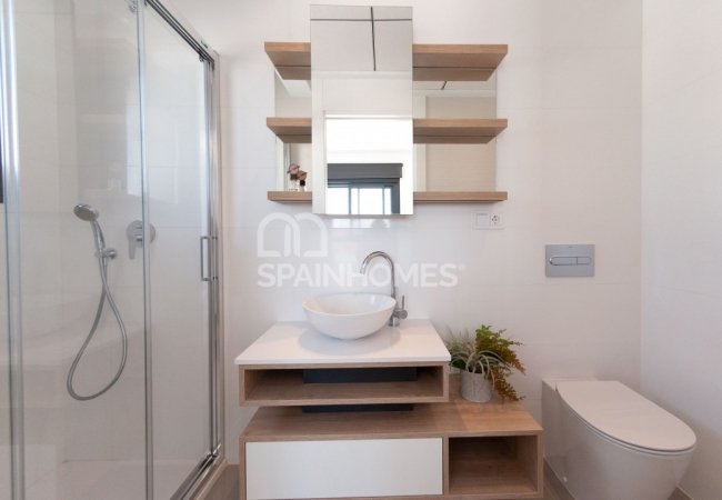 Cdad Quesada İspanya’da Havuzlu Modern Villa 9