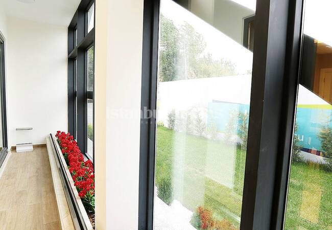 Wohnungen In Einem Reichen Komplex In Kucukcekmece 33