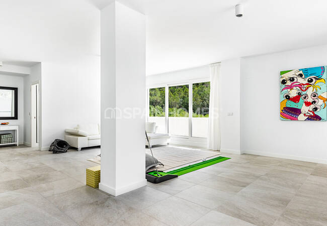 Benahavis'te Guadalmina Nehri Yanında Sıfır Daireler 16