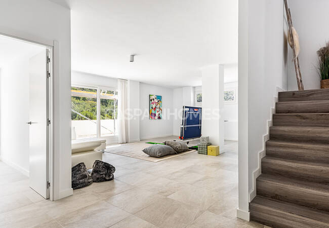 Benahavis'te Guadalmina Nehri Yanında Sıfır Daireler 15