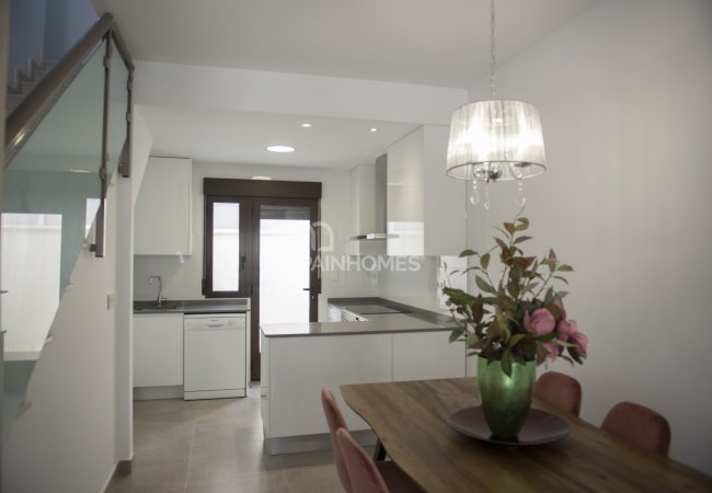 Comfortable Three Bedroomed Houses in San Pedro Del Pinatar, Murcia 14