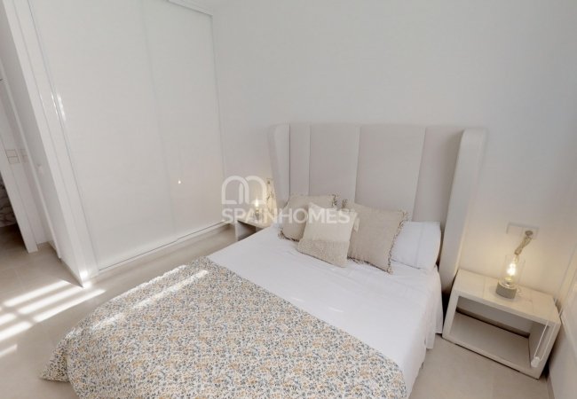 Costa Calida’da Plajlara Yakın Şık Müstakil Villalar 16