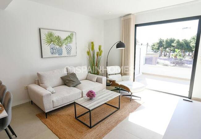 Real Estate in a Complex with a Swimming Pool in Costa Calida 9