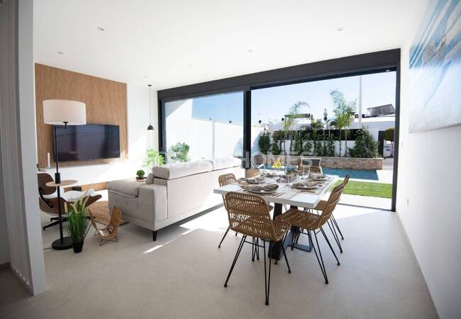 Villas Independientes Con Piscinas Privadas Y Solariums En San Javier 25