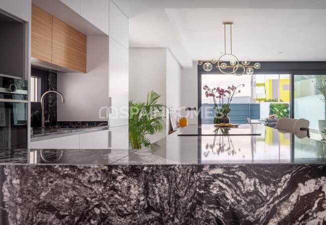 Spacious Semi Detached Homes with a Solarium in San Pedro 27