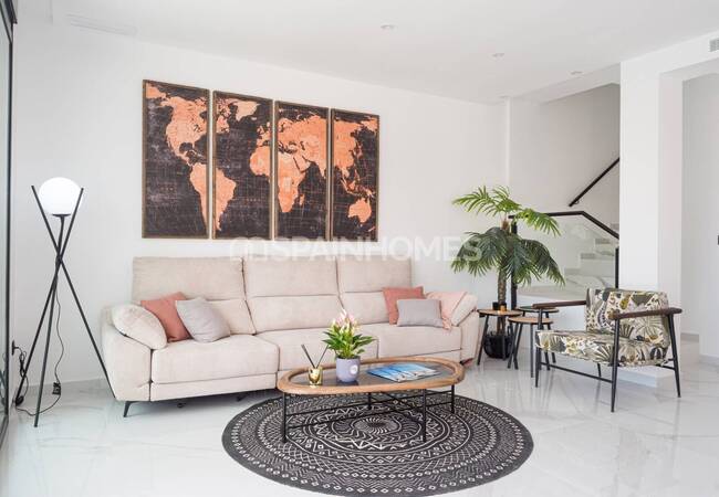 Spacious Semi Detached Homes with a Solarium in San Pedro 22