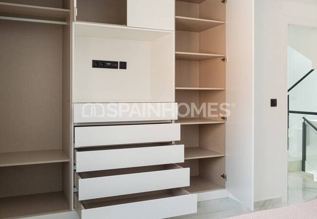 Spacious Semi Detached Homes with a Solarium in San Pedro 42