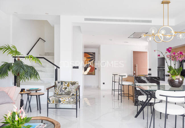 Amplios Adosados Con Solarium En San Pedro 24