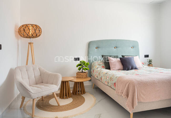 Amplios Adosados Con Solarium En San Pedro 36