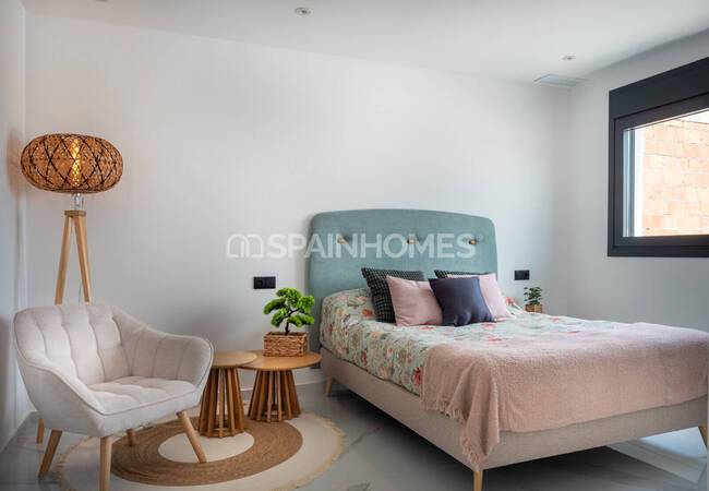 Amplios Adosados Con Solarium En San Pedro 37
