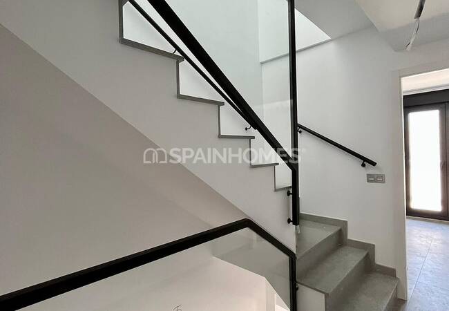 Mainstream Style Properties with Quality Finishes in Costa Calida 11