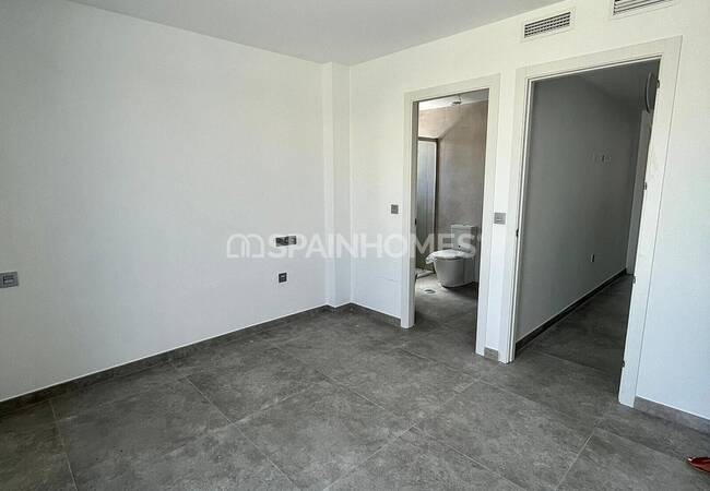 Mainstream Style Properties with Quality Finishes in Costa Calida 14