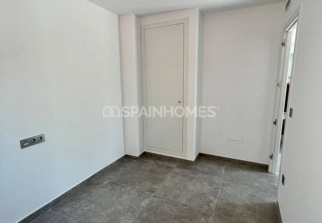 Mainstream Style Properties with Quality Finishes in Costa Calida 16