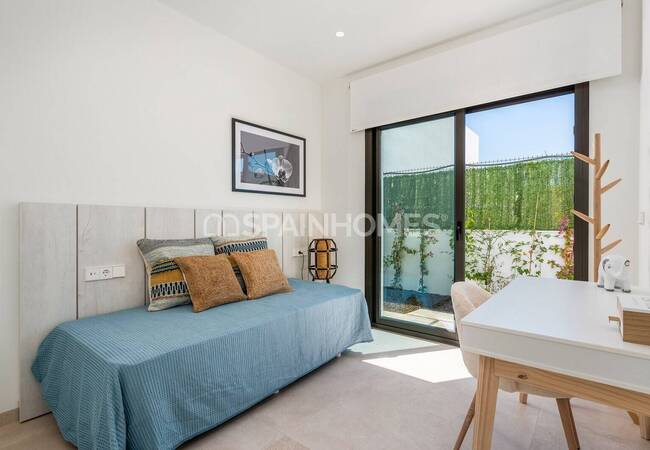 Chic Villas Near the Beach in San Pedro Del Pinatar 20