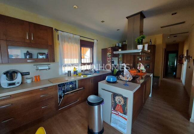 Detached Villa with Extensive Exterior Space in San Javier 26