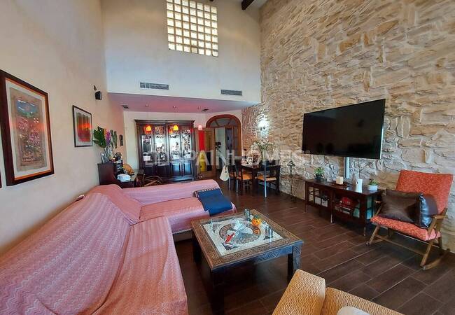 Detached Villa with Extensive Exterior Space in San Javier 19