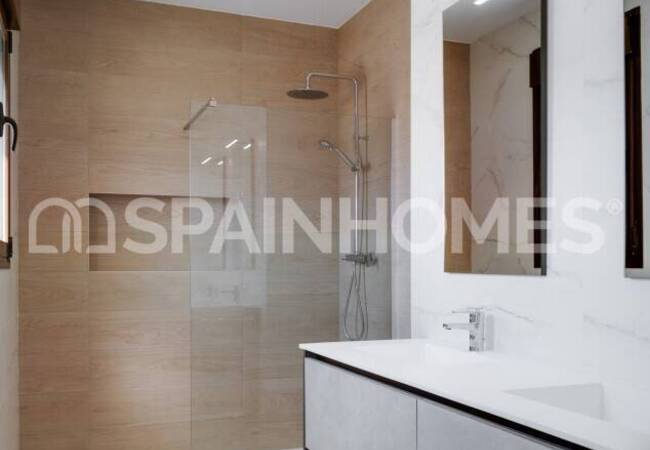 San Pedro Del Pinatar'da Özel Havuzlu ve Şık Tasarımlı Villa 22