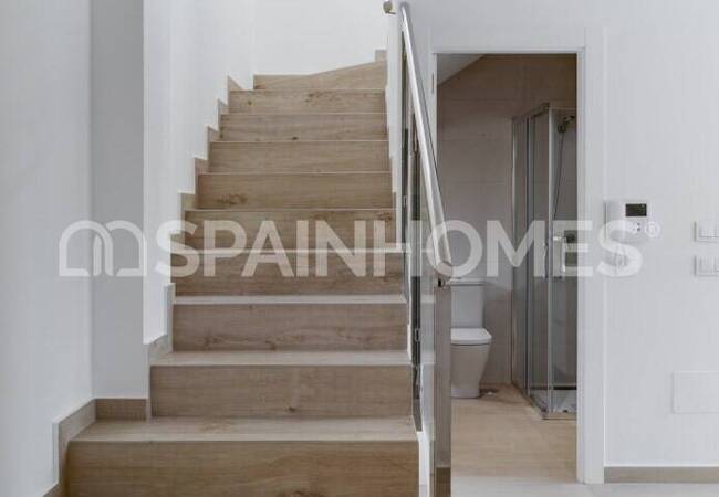 San Pedro Del Pinatar'da Özel Havuzlu ve Şık Tasarımlı Villa 28