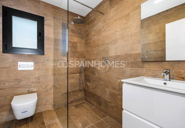 Cartagena'da Plaja Yürüme Mesafesinde Havuzlu Müstakil Villa 53