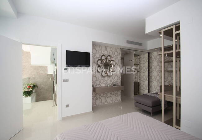 Detached Villas Close to the Beach in Guardamar Cartagena 28