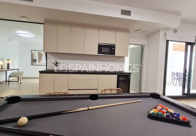 Torre Pacheco'da Prestijli Bir Sitede Modern Villalar 60