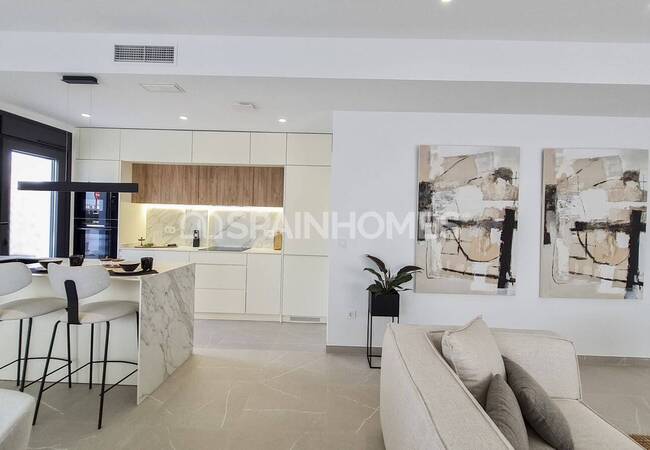 Torre Pacheco'da Prestijli Bir Sitede Modern Villalar 47