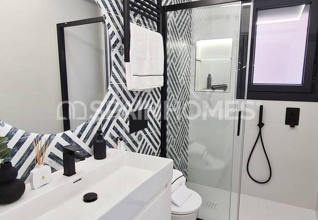Torre Pacheco'da Prestijli Bir Sitede Modern Villalar 108