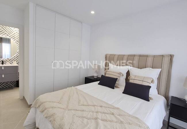 Torre Pacheco'da Prestijli Bir Sitede Modern Villalar 77