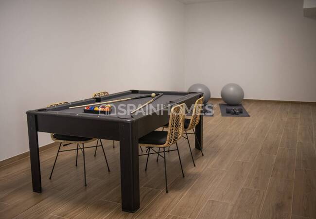 Torre Pacheco'da Prestijli Bir Sitede Modern Villalar 66