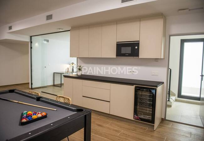 Torre Pacheco'da Prestijli Bir Sitede Modern Villalar 61