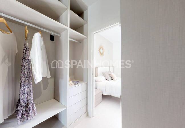 Contemporary Detached Villas with Pools in San Pedro 13