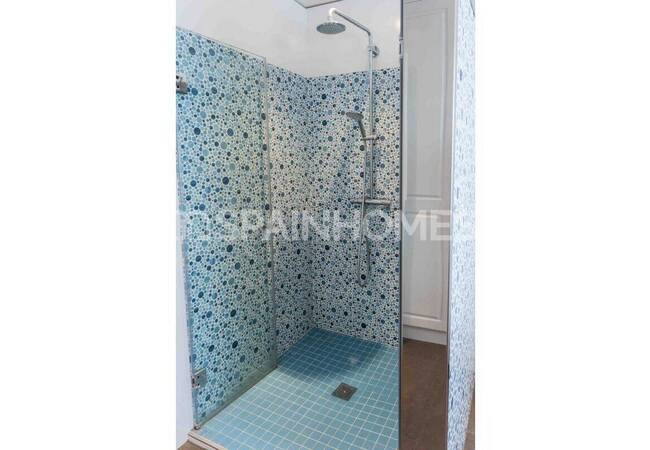 Detached Villa with Pool Near the Sea in San Pedro Del Pinatar 32