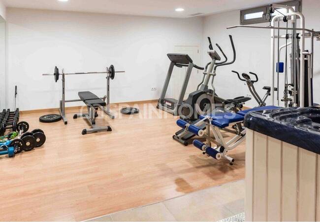 Detached Villa with Pool Near the Sea in San Pedro Del Pinatar 41