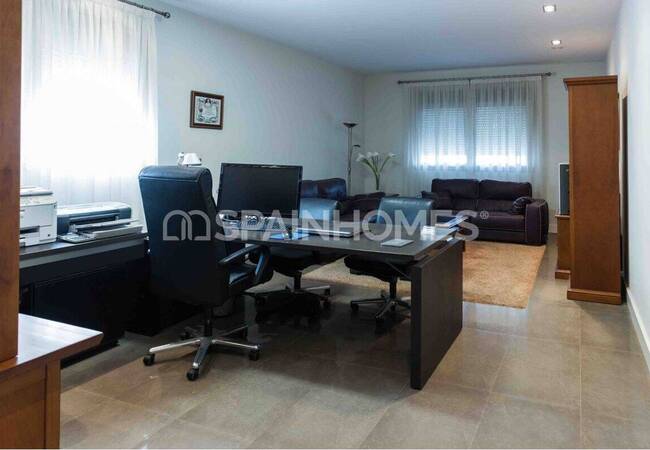 Detached Villa with Pool Near the Sea in San Pedro Del Pinatar 30