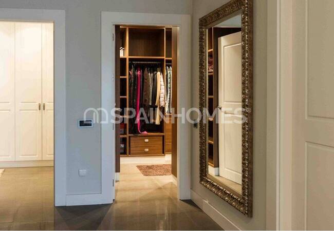 Detached Villa with Pool Near the Sea in San Pedro Del Pinatar 20