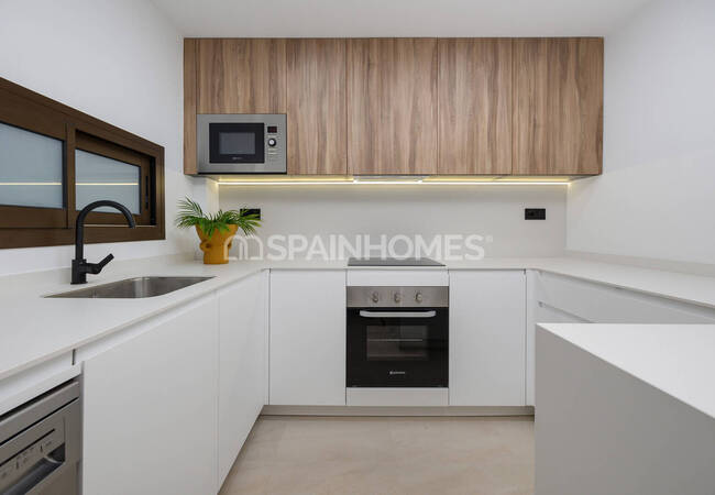 Los Alcázares'te Denize Yakın Şık Tasarımlı Golf Daireleri 23