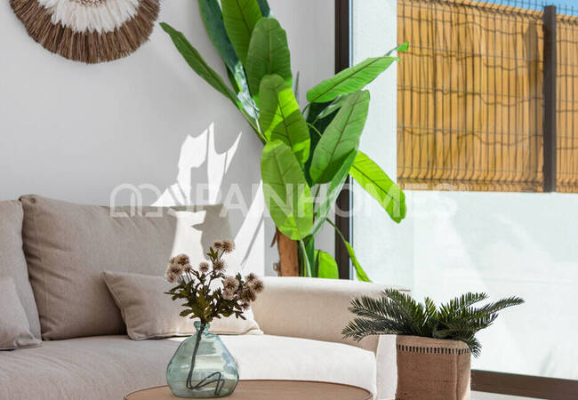 Detached 3-bedroom Houses with Pools in Los Alcazares Murcia 12