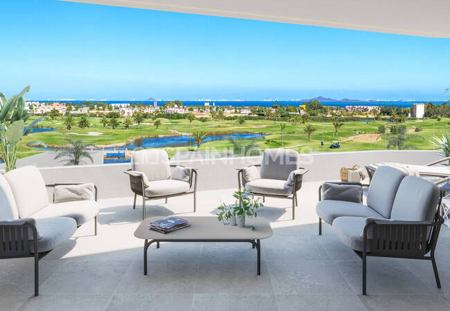 2 and 3-bedroom Flats with Pool Near the Golf Club in Los Alcazares 14