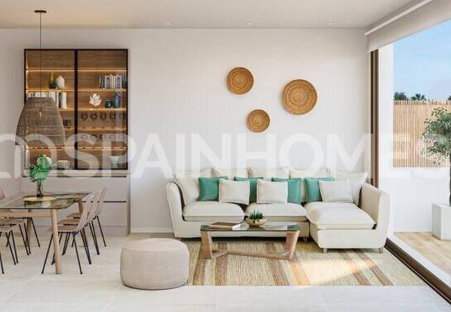 2 and 3-bedroom Flats with Pool Near the Golf Club in Los Alcazares 10