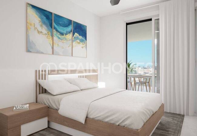 Los Alcazares'te Sahile Yakın Havuzlu Binada 3+1 Daireler 14