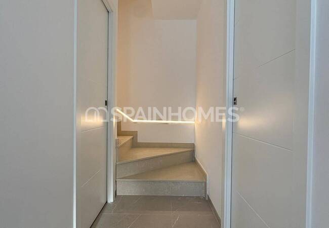 Elegant Villa for Sale Near San Pedro Del Pinatar Beaches 15