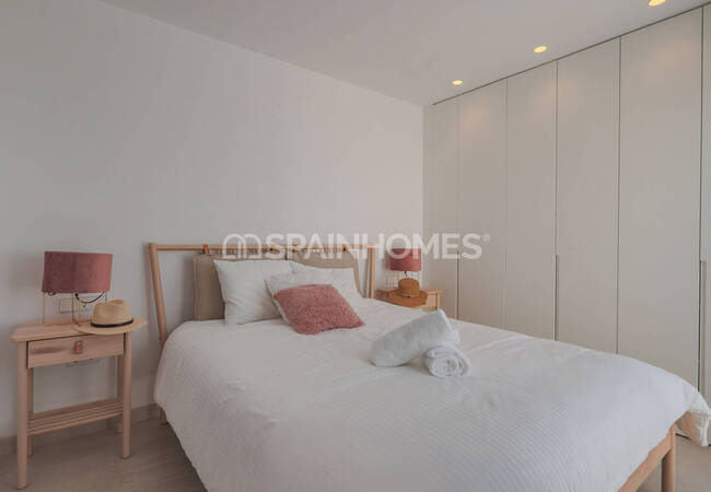 Santa Rosalía Murcia'da Güneye Bakan Bahçeli Şık Evler 17