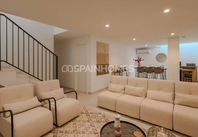 Santa Rosalía Murcia'da Güneye Bakan Bahçeli Şık Evler 13