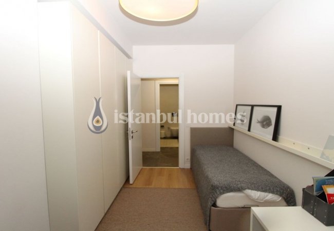 Properties with Island View and En-suite Bathrooms in Istanbul Kartal 29
