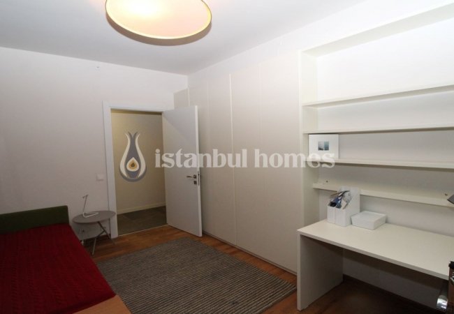 Properties with Island View and En-suite Bathrooms in Istanbul Kartal 31
